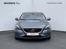 V40