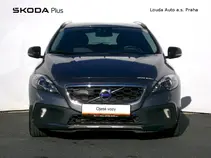 V40 