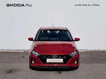 i20
