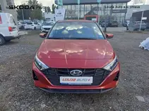 i20