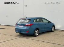 i30