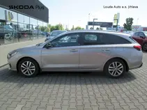 i30