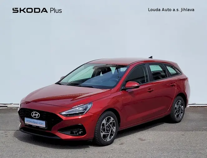 i30