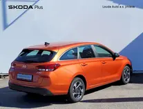 i30