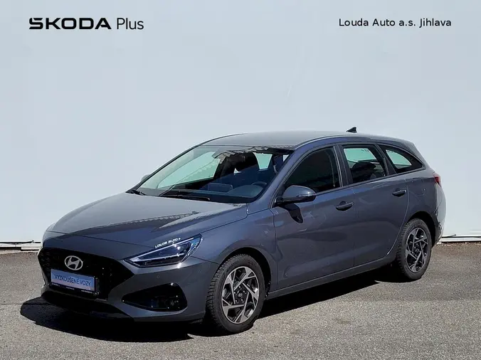 i30