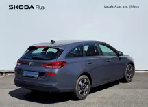 i30