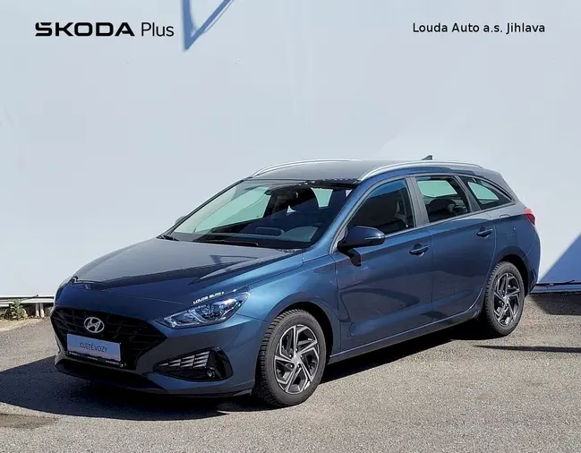 i30