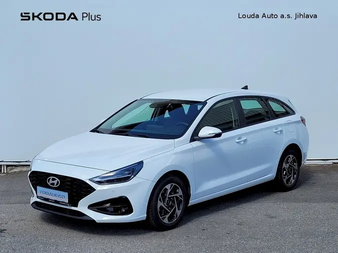 i30
