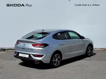 i30