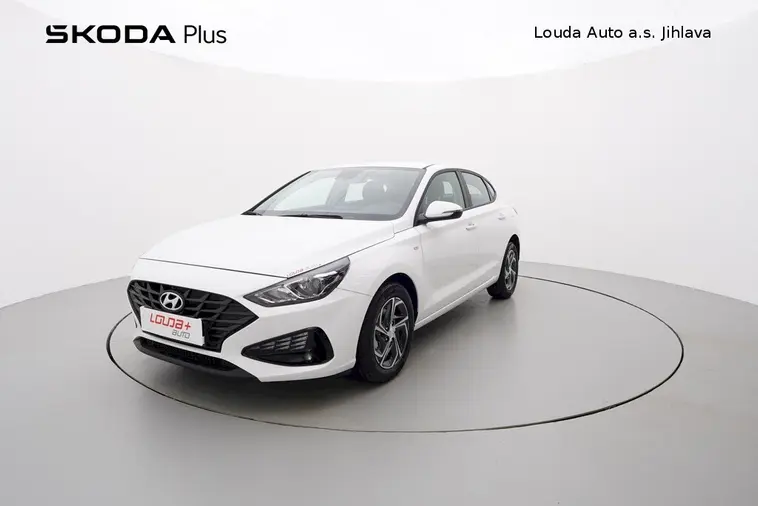 i30 fastback