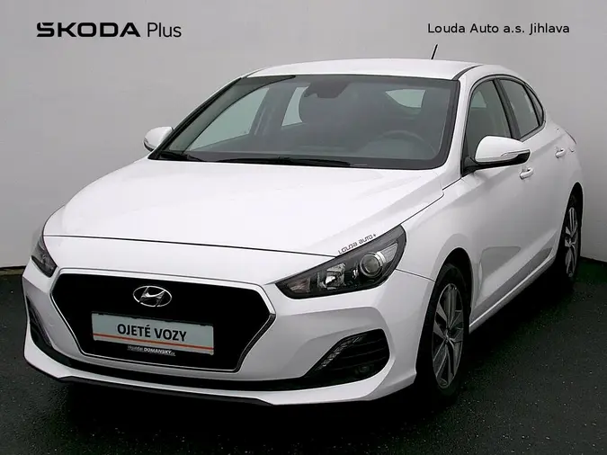 i30 fastback