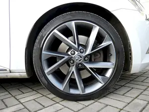 Škoda Superb SportLine