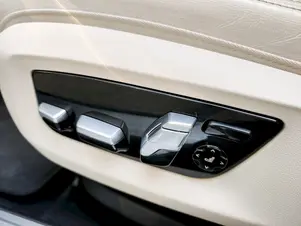 BMW 750