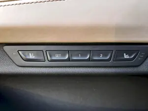 BMW 750