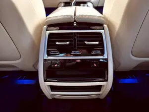 BMW 750