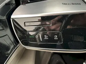 Audi A8 Elegance