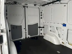 Volkswagen Crafter - skříňový vůz