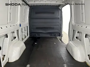 Volkswagen Crafter - skříňový vůz