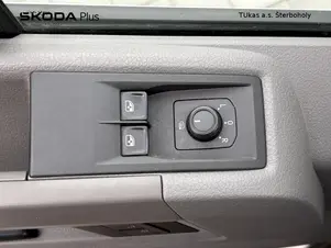 Volkswagen Crafter - skříňový vůz  