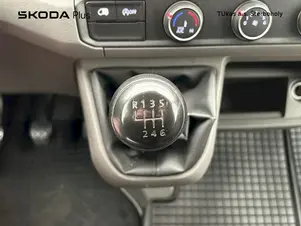 Volkswagen Crafter - skříňový vůz  