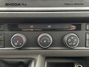 Volkswagen Crafter - skříňový vůz  