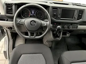 Volkswagen Crafter - skříňový vůz  