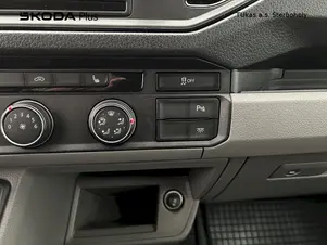 Volkswagen Crafter - skříňový vůz