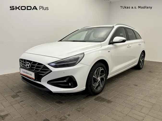 i30