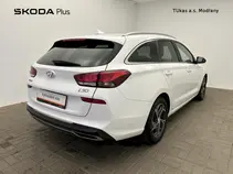 i30