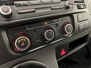 Volkswagen Transporter - skříňový vůz  