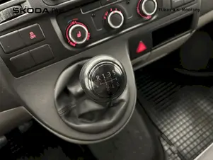 Volkswagen Transporter - skříňový vůz  