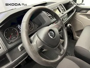 Volkswagen Transporter - skříňový vůz  