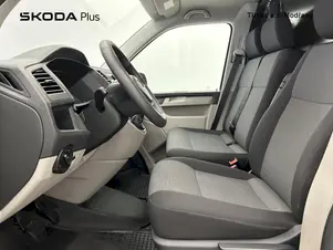 Volkswagen Transporter - skříňový vůz