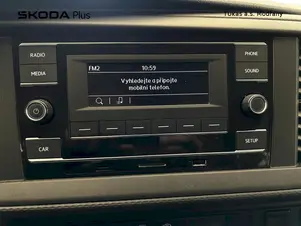 Volkswagen Transporter - skříňový vůz  