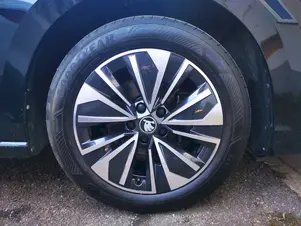 Škoda Superb Selection