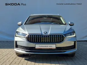 Škoda Superb Selection