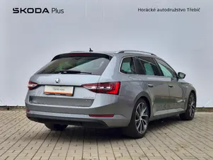 Škoda Superb L&K