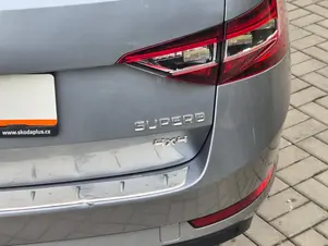 Škoda Superb L&K