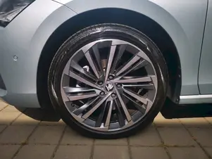 Škoda Superb L&K