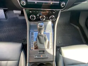 Škoda Superb Bussines