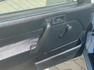 Mercedes-Benz 190 