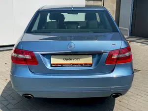 Mercedes-Benz E350 