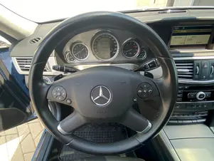 Mercedes-Benz E350 
