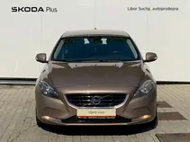 V40 
