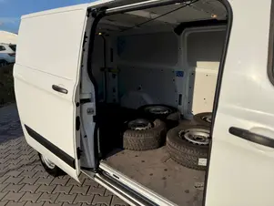 Ford Transit Custom (užitkové)