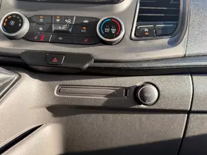 Ford Transit Custom (užitkové) 