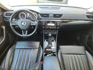 Škoda Superb L&K