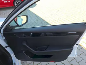 Škoda Superb L&K