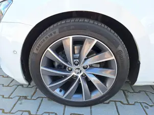 Škoda Superb L&K