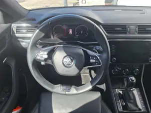 Škoda Superb L&K